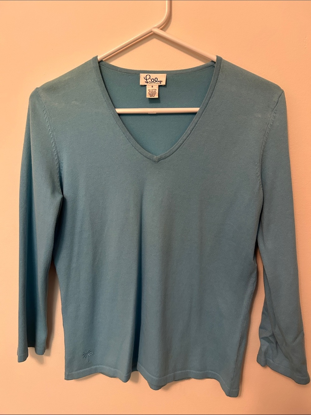 Lilly Pulitzer Sky Blue V-iNeck Long Sleeve Top early 2000’s white tag